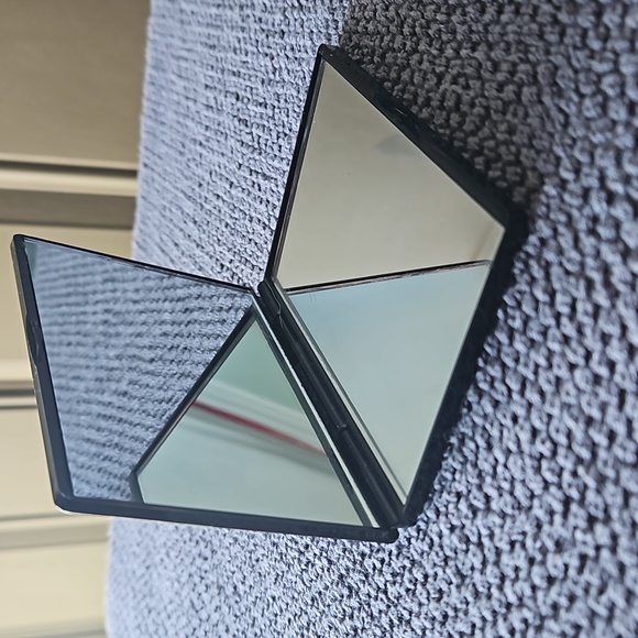 SEPHORA COMPACT MIRROR CASE - Picture 8 of 10